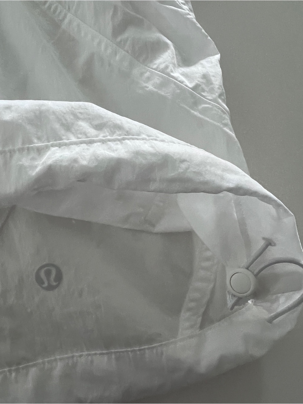 lululemon Scuba Cropped Anorak Jacket Size 12 White - Picture 7 of 9